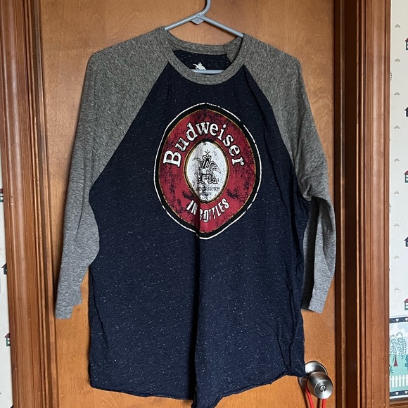 Budweiser 3/4 Sleeve Baseball Style T-Shirt 
Size: 2X - Picture 6 of 6